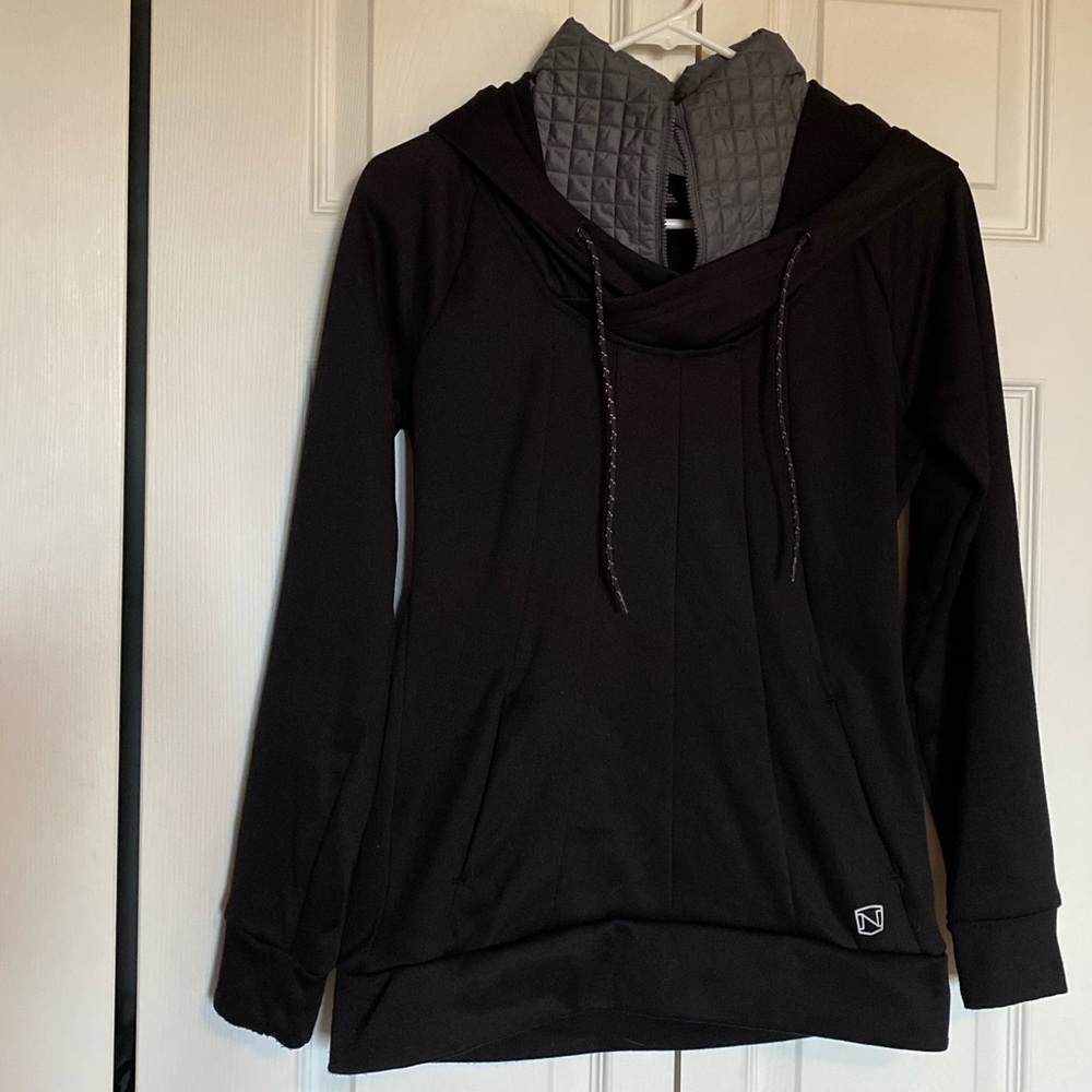 Noble Outfitters Pullover